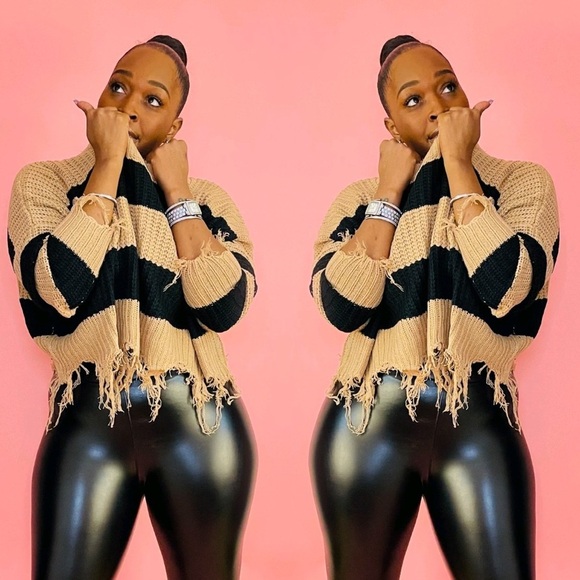 WOMEN’S MOCHA BLACK FRAYED FRINGED COLOR BLOCK CROPPED DISTRESSED SWEATER TOP - Picture 2 of 9